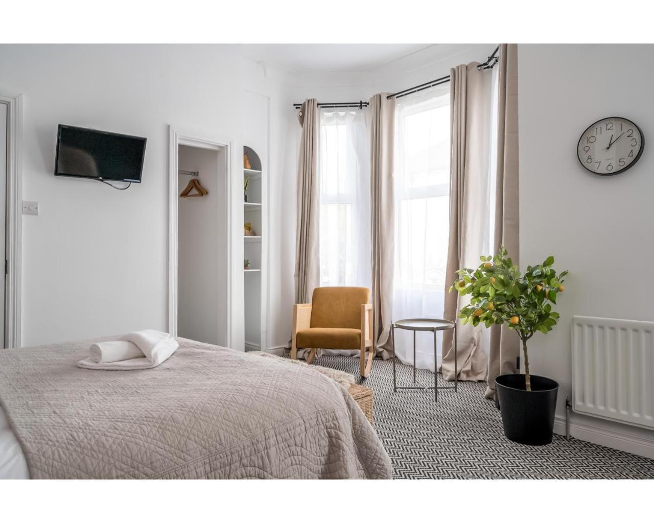 The Wellesley 4* Belfast